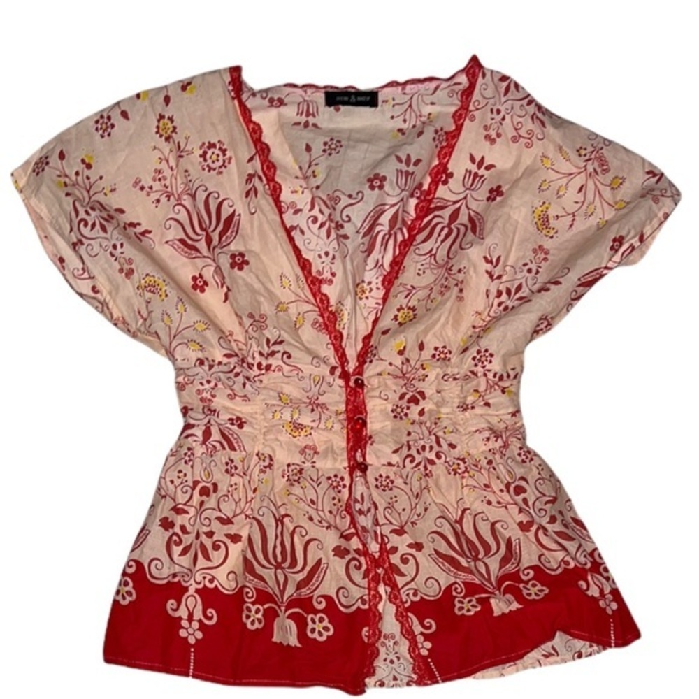 Sam & Max Blouse Lace Floral Butterfly Style Delicate Mid Button Flare Top Shirt